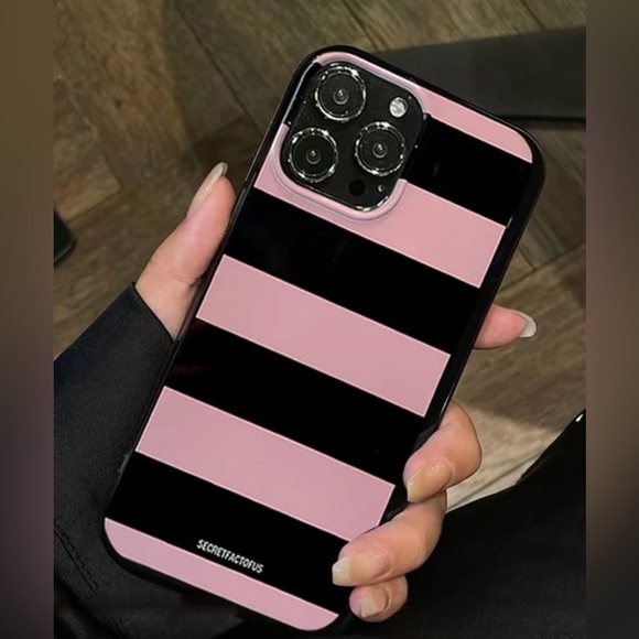 New iPhone 15 PRO MAX Case - Picture 2 of 5